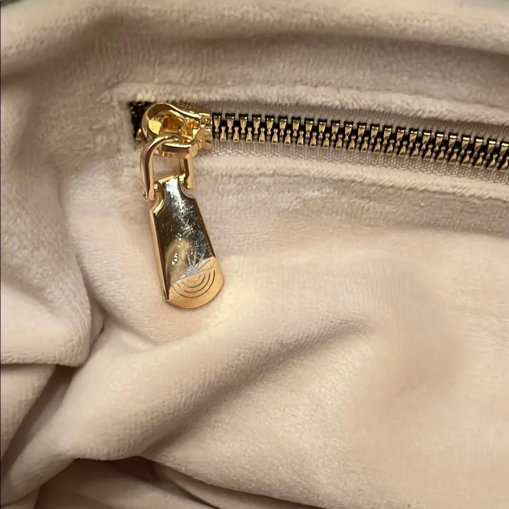 Light Green‎ Quilted Shoulder Bag